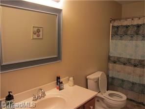 150 Red Wing, Madison, NC 27025 photo 17