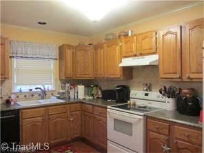 150 Red Wing, Madison, NC 27025 photo 8