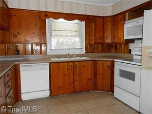 907 Highview St, Haw River, NC 27258 photo 4