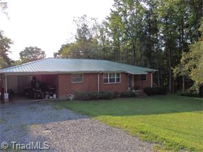 145 Hulin St, Denton, NC 27239 photo 1