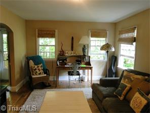 703 Summit Rd, High Point, NC 27265 photo 3