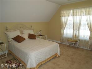 4501 Treebark Ln, High Point, NC 27265 photo 9