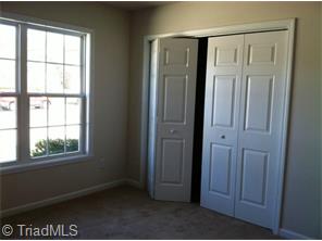 661 Chas Ct, High Point, NC 27265 photo 5