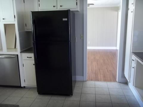 971 S Main St, Dobson, NC 27017 photo 8
