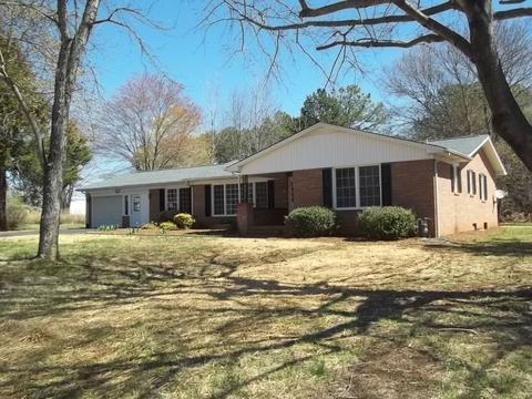 971 S Main St, Dobson, NC 27017 photo 1