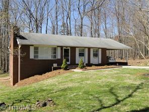 5124 Dock Davis Rd, Clemmons, NC 27012 photo 1