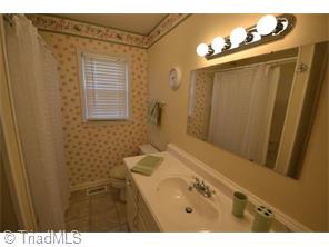 6121 Unity St, Thomasville, NC 27360 photo 7