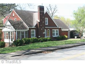 502 Dodson Ml, Pilot Mountain, NC 27041 photo 1