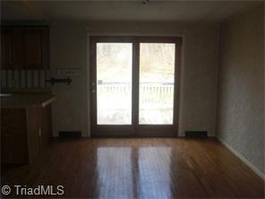 2496 Willie Wright Rd, Ramseur, NC 27316 photo 4