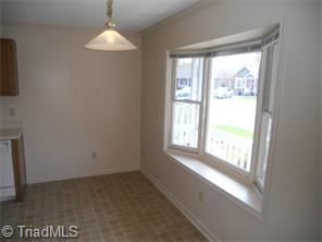 3014 Windchase Ct, High Point, NC 27265 photo 4