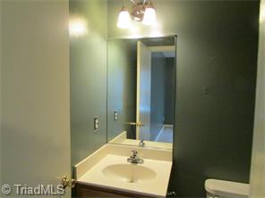 709 Nance Ave, High Point, NC 27263 photo 7