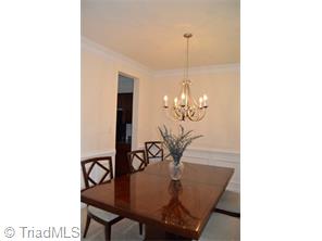 829 Hedgepath Ter, High Point, NC 27265 photo 4