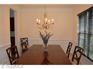 829 Hedgepath Ter, High Point, NC 27265 photo 3