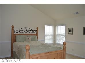 829 Hedgepath Ter, High Point, NC 27265 photo 20