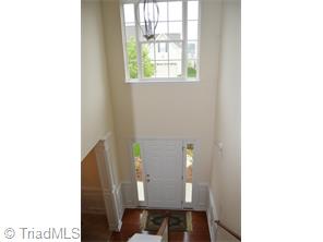 829 Hedgepath Ter, High Point, NC 27265 photo 2