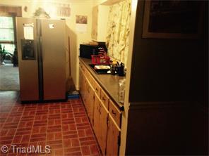 303 Bryon St, Denton, NC 27239 photo 2