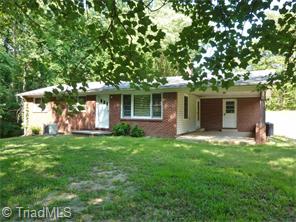 302 Joe Lyda Dr, High Point, NC 27265 photo 1
