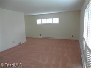 1510 Pinehurst Dr, High Point, NC 27262 photo 5