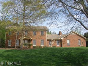 1608 Heathgate Pt, High Point, NC 27262 photo 1