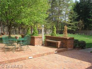 1608 Heathgate Pt, High Point, NC 27262 photo 25