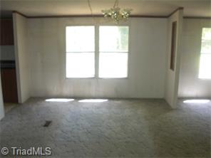 211 Walter Rd, Madison, NC 27025 photo 6