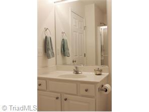 1300 Crosswinds Dr, High Point, NC 27265 photo 10