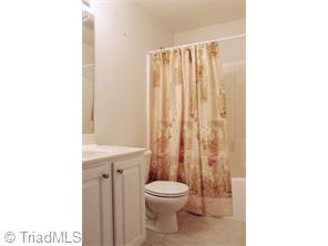 1300 Crosswinds Dr, High Point, NC 27265 photo 14