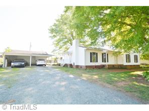 2060 Centercrest Dr, Elon, NC 27244 photo 1