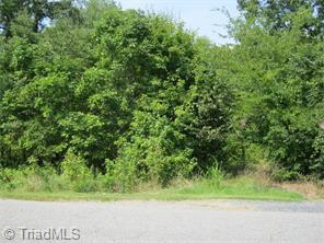 4185 Fairwood Dr, Trinity, NC 27370 photo 1