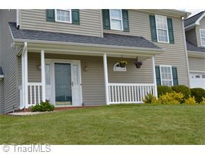 512 Brummell Ln, High Point, NC 27265 photo 2