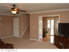 512 Brummell Ln, High Point, NC 27265 photo 10