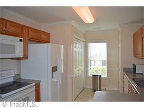 512 Brummell Ln, High Point, NC 27265 photo 13