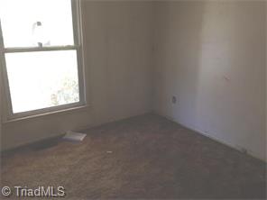 3222 Loftyview Dr, High Point, NC 27260 photo 6