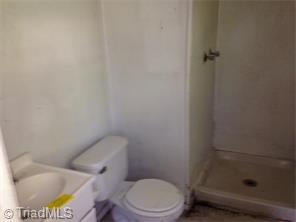 3222 Loftyview Dr, High Point, NC 27260 photo 9