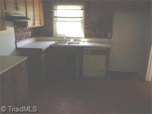 3222 Loftyview Dr, High Point, NC 27260 photo 4