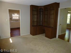 3104 Rolling Rd, High Point, NC 27265 photo 8