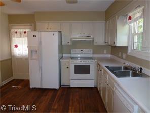 3104 Rolling Rd, High Point, NC 27265 photo 5