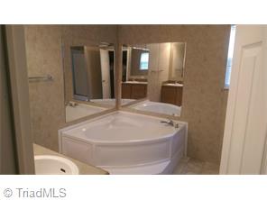 255 Dockside Ter, Denton, NC 27239 photo 17