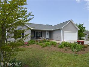 540 Saddlebred Loop, Stokesdale, NC 27357 photo 2