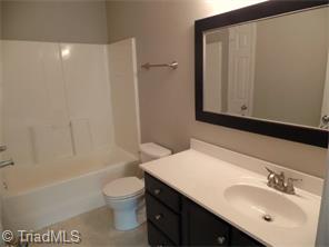 611 Three Oaks Dr, High Point, NC 27265 photo 12