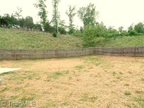 611 Three Oaks Dr, High Point, NC 27265 photo 3