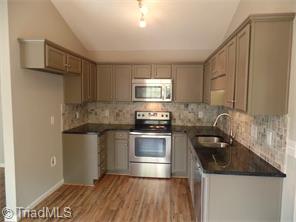 611 Three Oaks Dr, High Point, NC 27265 photo 6
