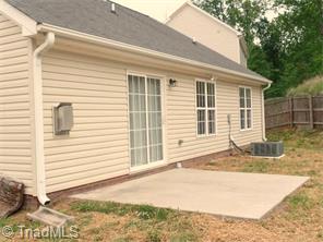 611 Three Oaks Dr, High Point, NC 27265 photo 2