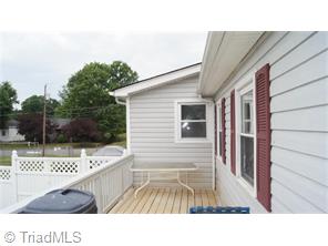 401 N 3rd Ave, Mayodan, NC 27027 photo 26