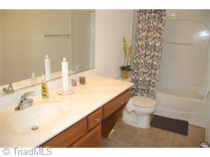 3832 Jade Ct, High Point, NC 27265 photo 13