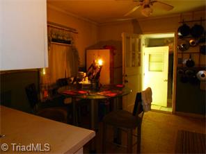 426 Friddle Dr, High Point, NC 27260 photo 3