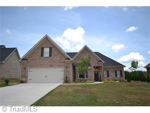 102 Shining Way, Trinity, NC 27370 photo 1
