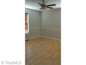 3620 Akers Ct, High Point, NC 27263 photo 2