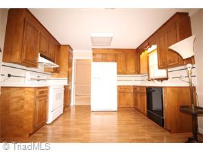 566 Drumheller Rd, Clemmons, NC 27012 photo 8