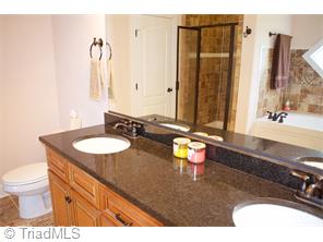 6845 Orchard Path Dr, Clemmons, NC 27012 photo 8